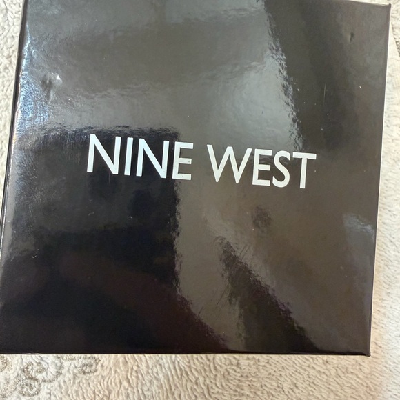 Nine West Gold Heart Pendant Necklace - Picture 3 of 3